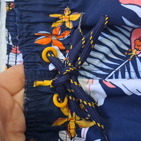Mens Tropical Multicolor Swim Trunks. Size Small (28-30) NWT - Picture 2 of 7